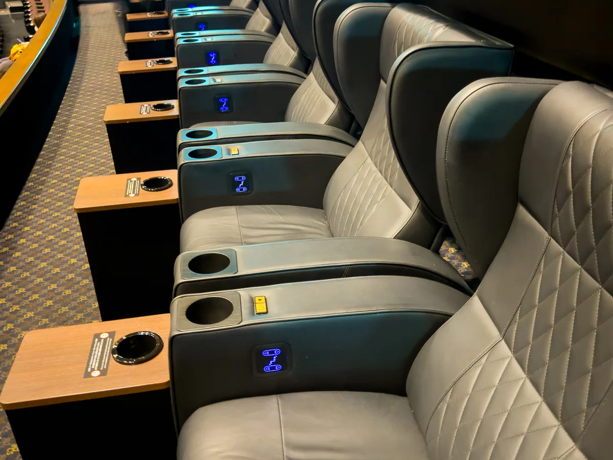 「プロジェクト・ヘイル・メアリー」を最高の環境で見たくて、グランドシネマサンシャインのIMAXでグランドクラスに金を注ぎ込む